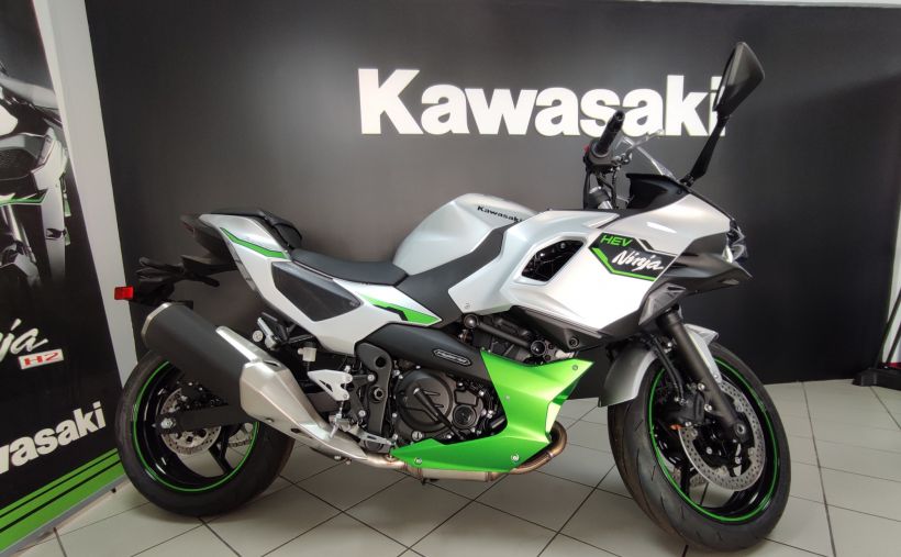 KAWASAKI Ninja 7 Hybrid 0
