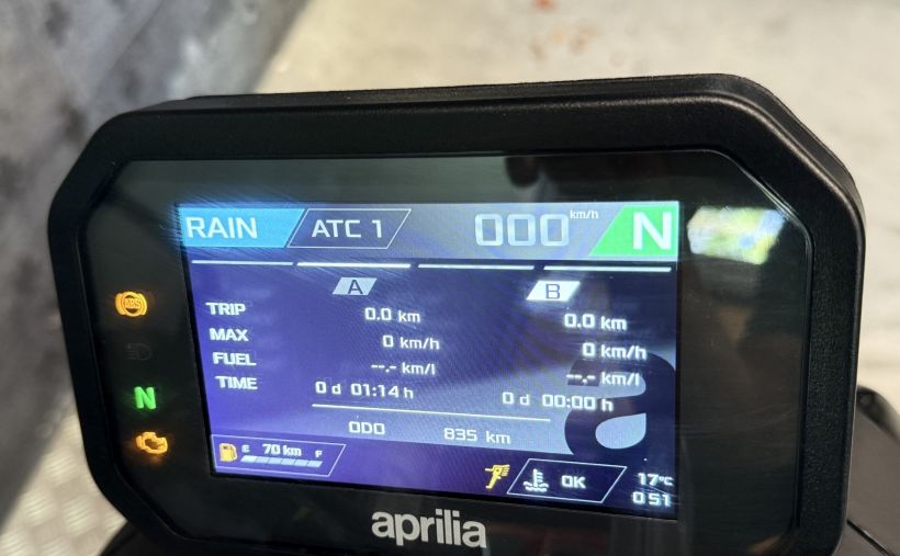 APRILIA TUONO 457 27