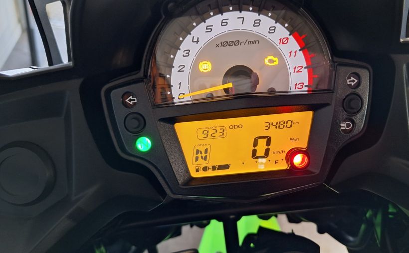 KAWASAKI VERSYS 47.5CV 4