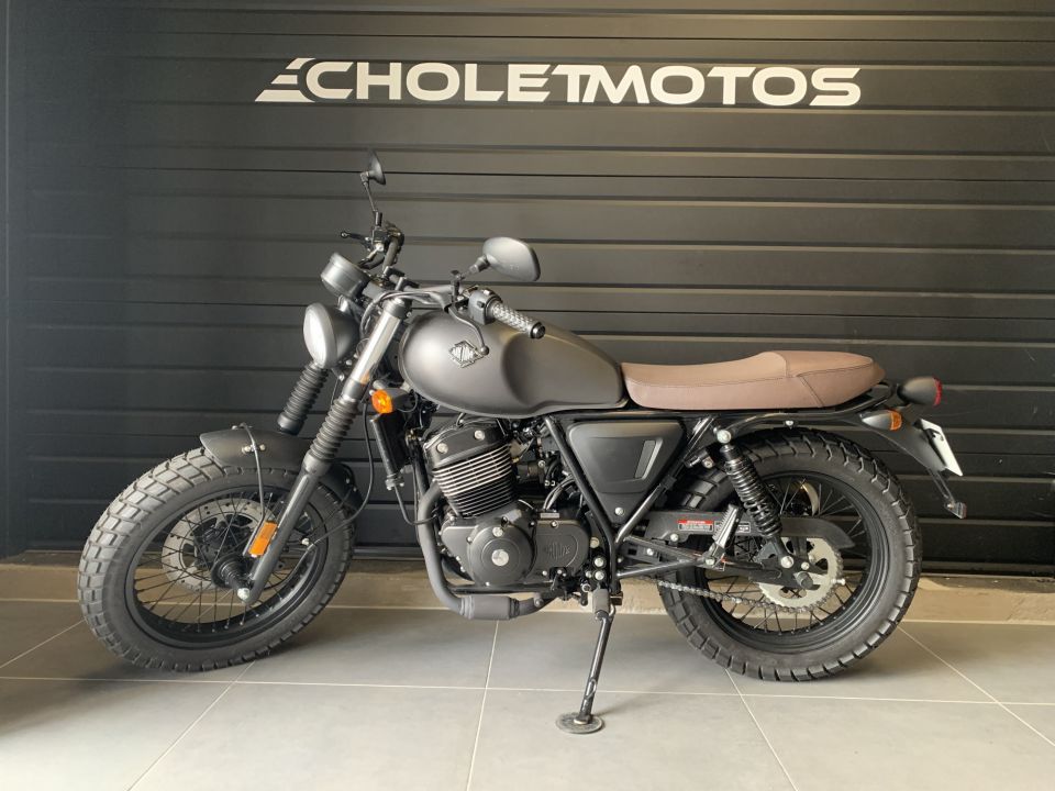 ARCHIVE MOTORCYCLE SCRAMBLER 250 20