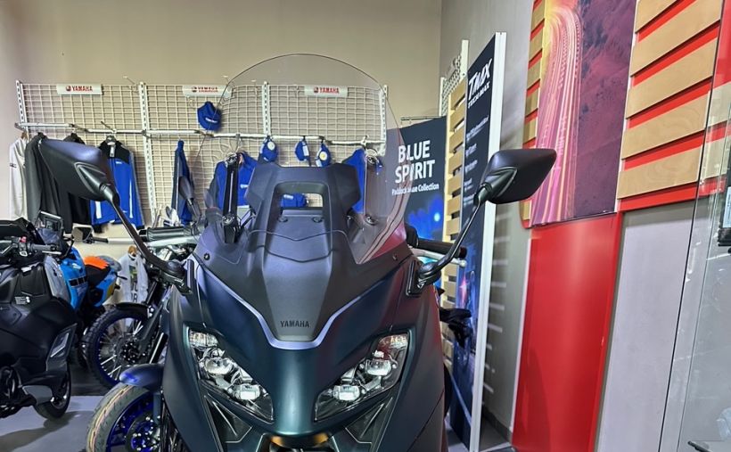 YAMAHA XP T-MAX 560 1
