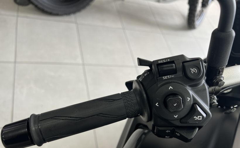 YAMAHA MT-07 Y-AMT 5