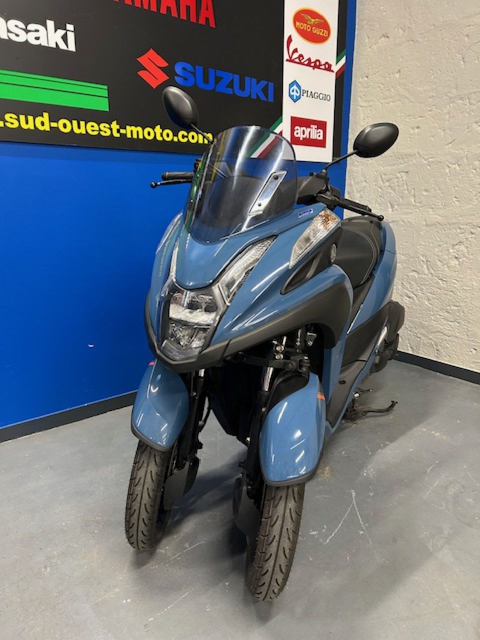 YAMAHA TRICITY 125 9