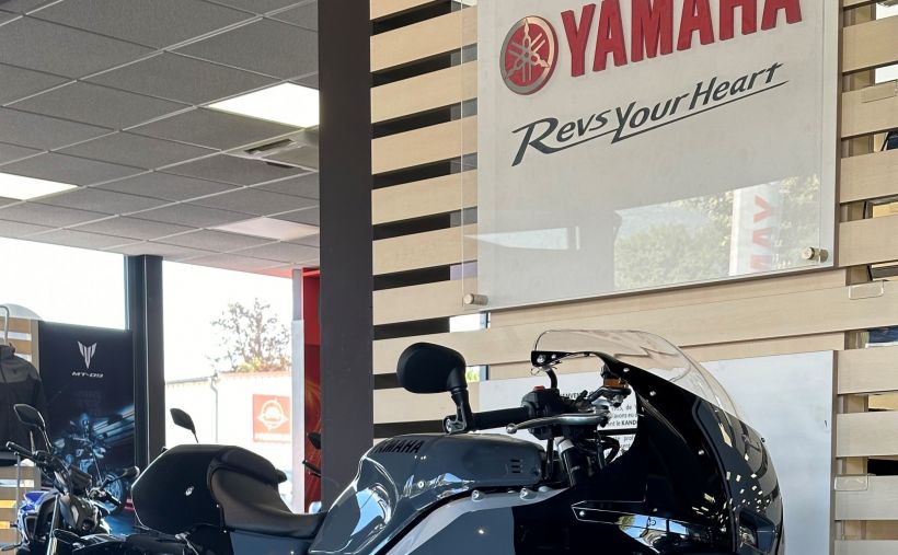 YAMAHA XSR 900 GP 0