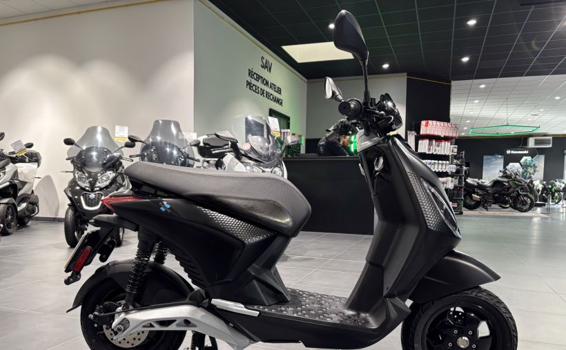PIAGGIO 1 ACTIVE 5