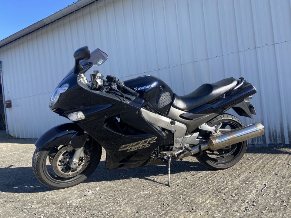 KAWASAKI ZZR 1200 0