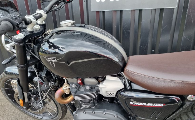 TRIUMPH SCRAMBLER 1200 6