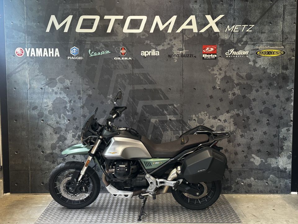 MOTO GUZZI V85 TT 850 36