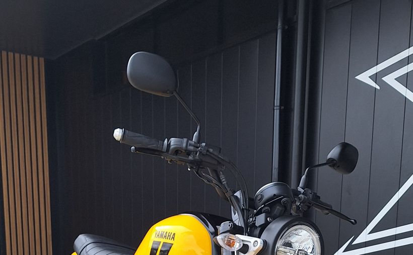YAMAHA XSR 125 1