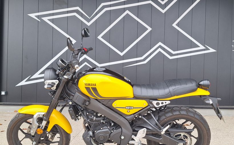 YAMAHA XSR 125 2