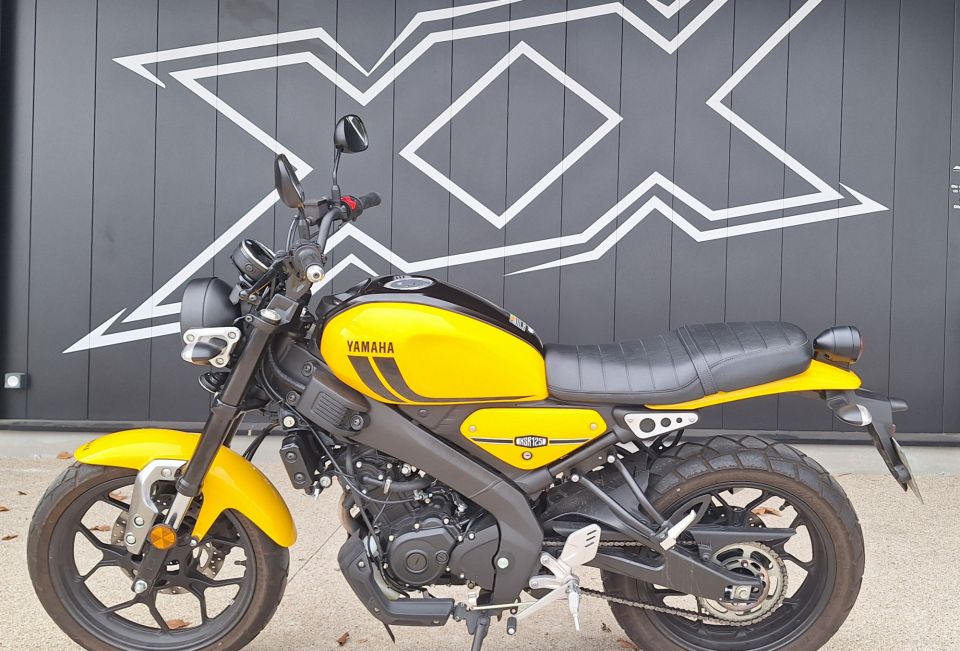 YAMAHA XSR 125 2