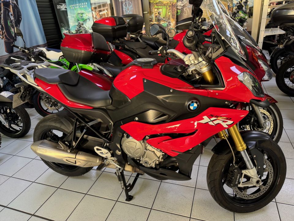 BMW S 1000 XR 0