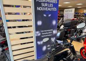 YAMAHA XSR 700 - 2024