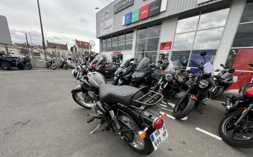 ROYAL ENFIELD CLASSIC 2