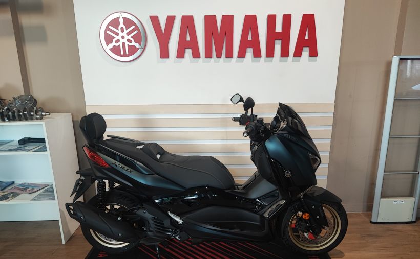 YAMAHA XMAX 125 TECH MAX 0