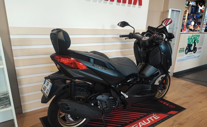 YAMAHA XMAX 125 TECH MAX 2