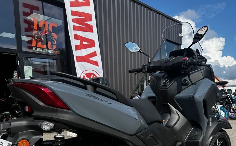 YAMAHA TRICITY 300 2