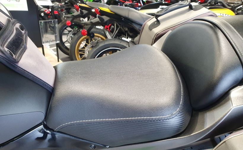 KAWASAKI NINJA 650 2