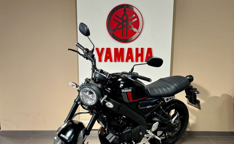 YAMAHA XSR 125 2
