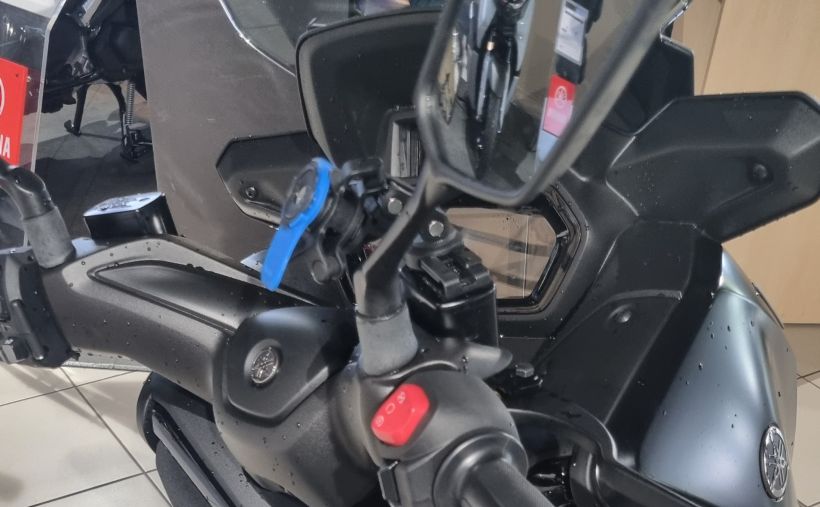 YAMAHA XMAX 125 TECH MAX 6