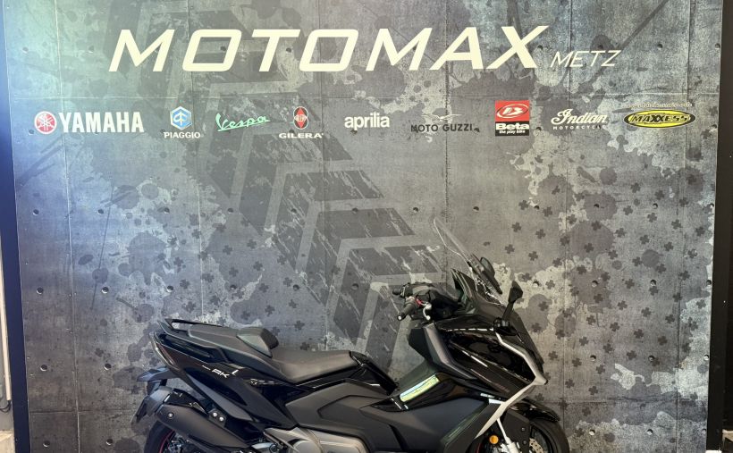 KYMCO AK 550 0