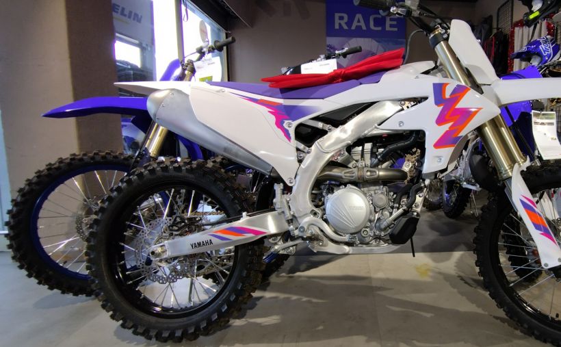 YAMAHA YZ 250 F 50TH AANIVERSARY EDITION 0