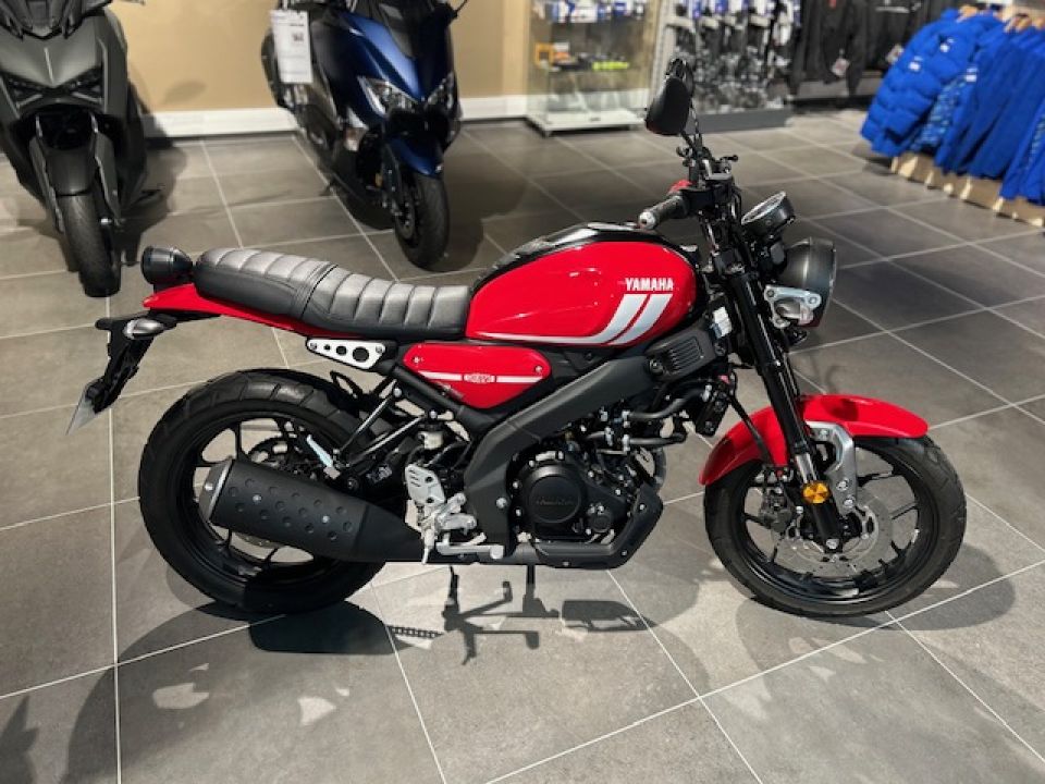 YAMAHA XSR 125 0