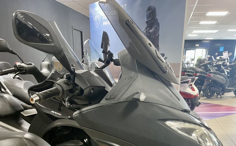 PEUGEOT METROPOLIS 400 RXR 2