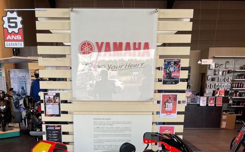 YAMAHA XSR 900 GP 0