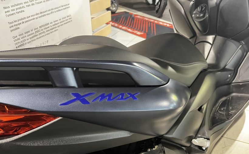 YAMAHA XMAX 125 1