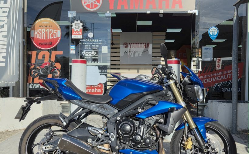 TRIUMPH STREET TRIPLE 675 0