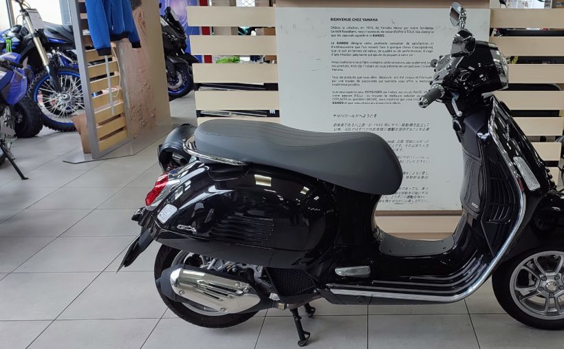 VESPA GTS 125IE SUPER 9
