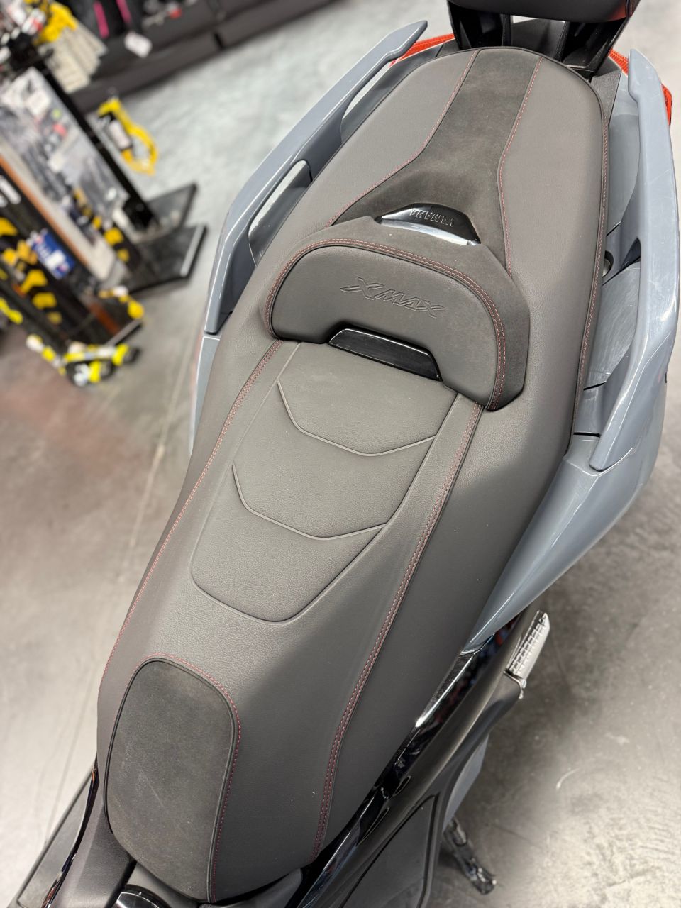 YAMAHA XMAX 125 TECH MAX 8