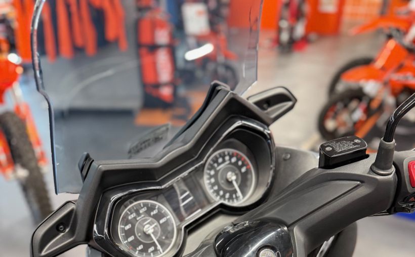 YAMAHA XMAX 125 TECH MAX 12