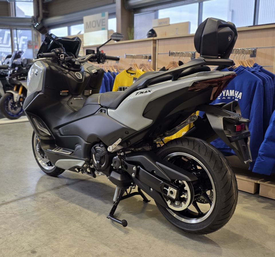 YAMAHA XP T-MAX 560 TECH MAX 6
