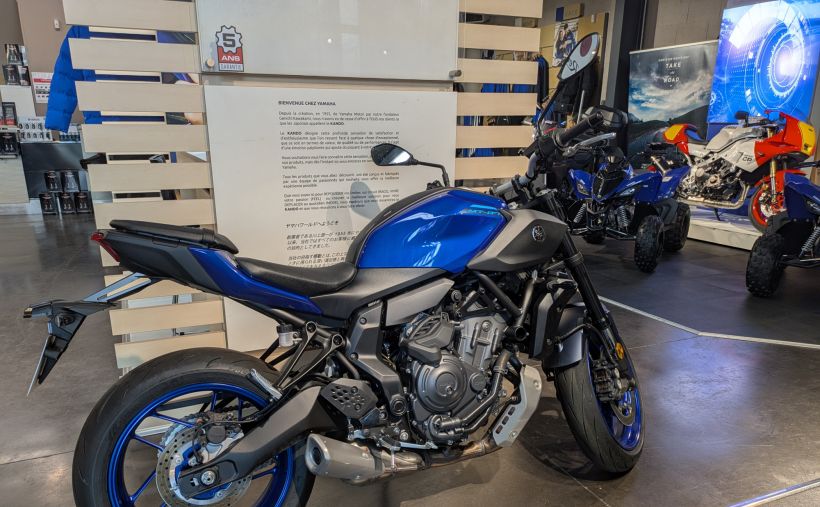 YAMAHA MT-07 2