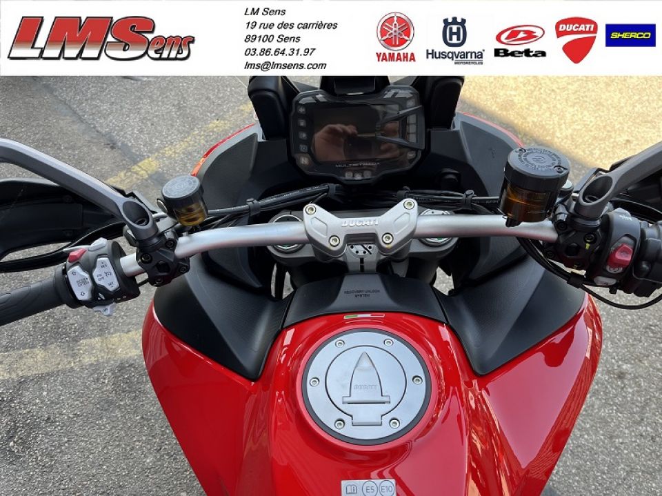 DUCATI MULTISTRADA V2 S TOURING 6