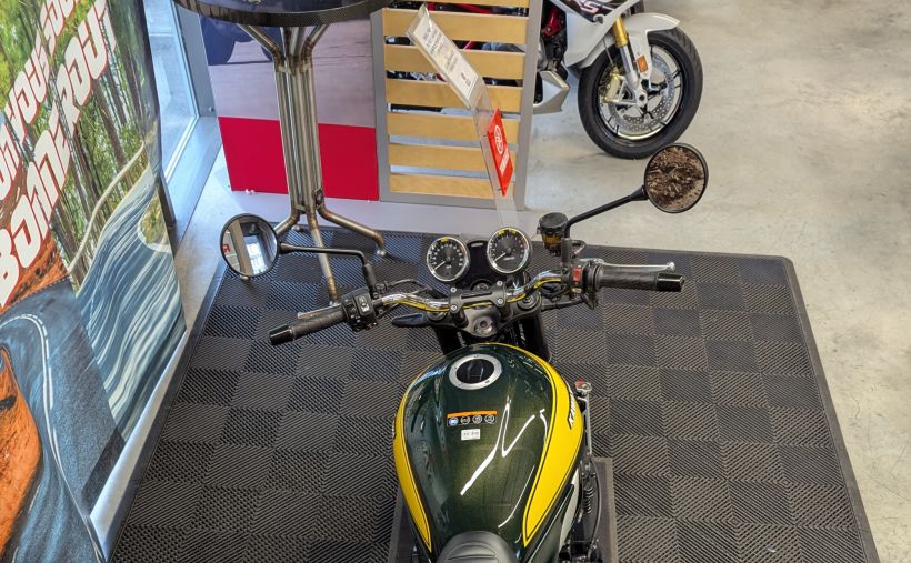 KAWASAKI Z900 SE 4