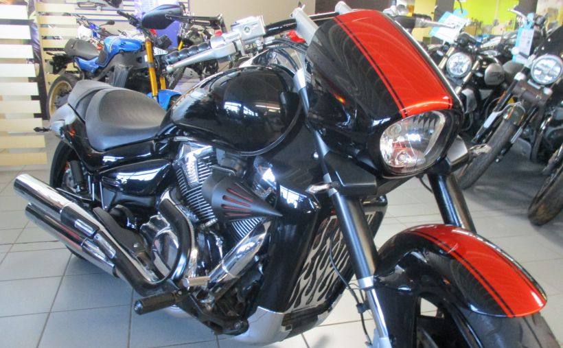 SUZUKI VZR 1800 INTRUDER 3