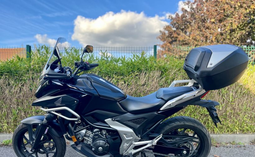 HONDA NC 750 X 10