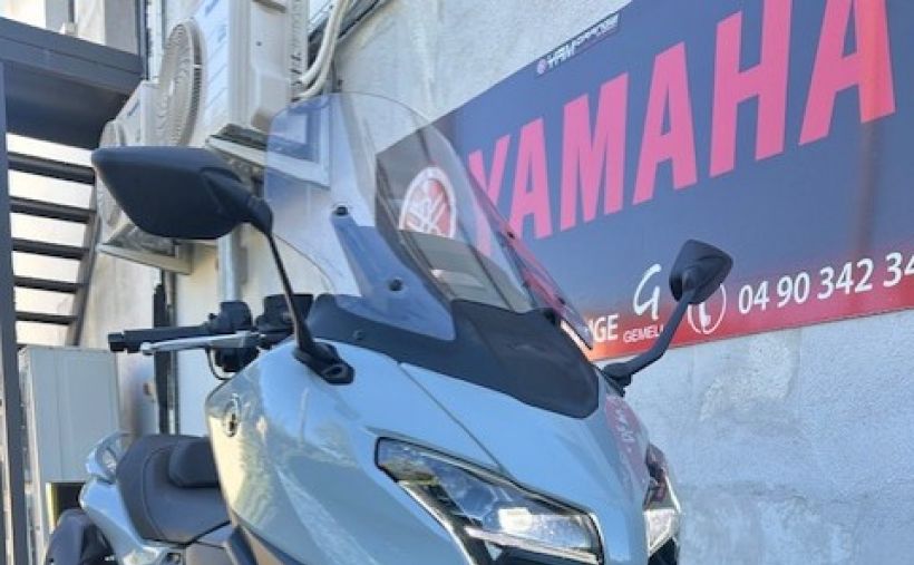 YAMAHA XP T-MAX 560 TECH MAX 1