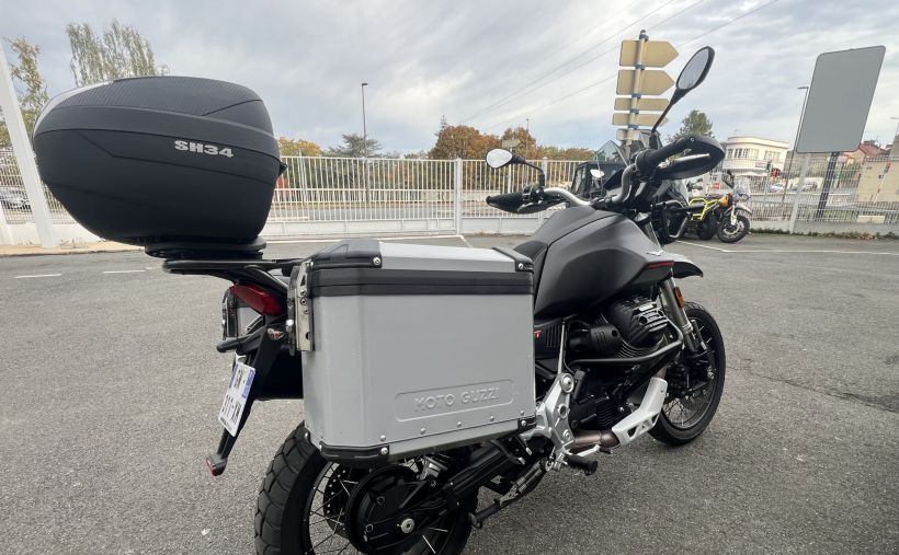 MOTO GUZZI V85 TT 850 33