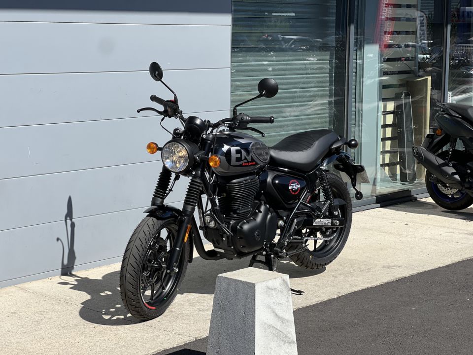 ROYAL ENFIELD HUNTER 350 4