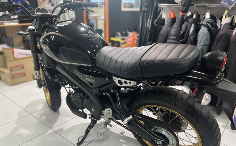 YAMAHA XSR 125 Legacy 0