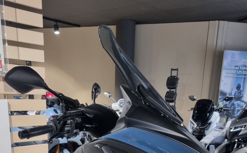 YAMAHA TRICITY 300 2