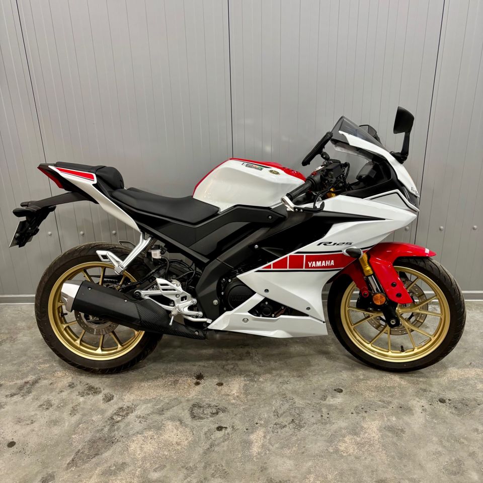 YAMAHA R125 World GP 60th Anniversary 0