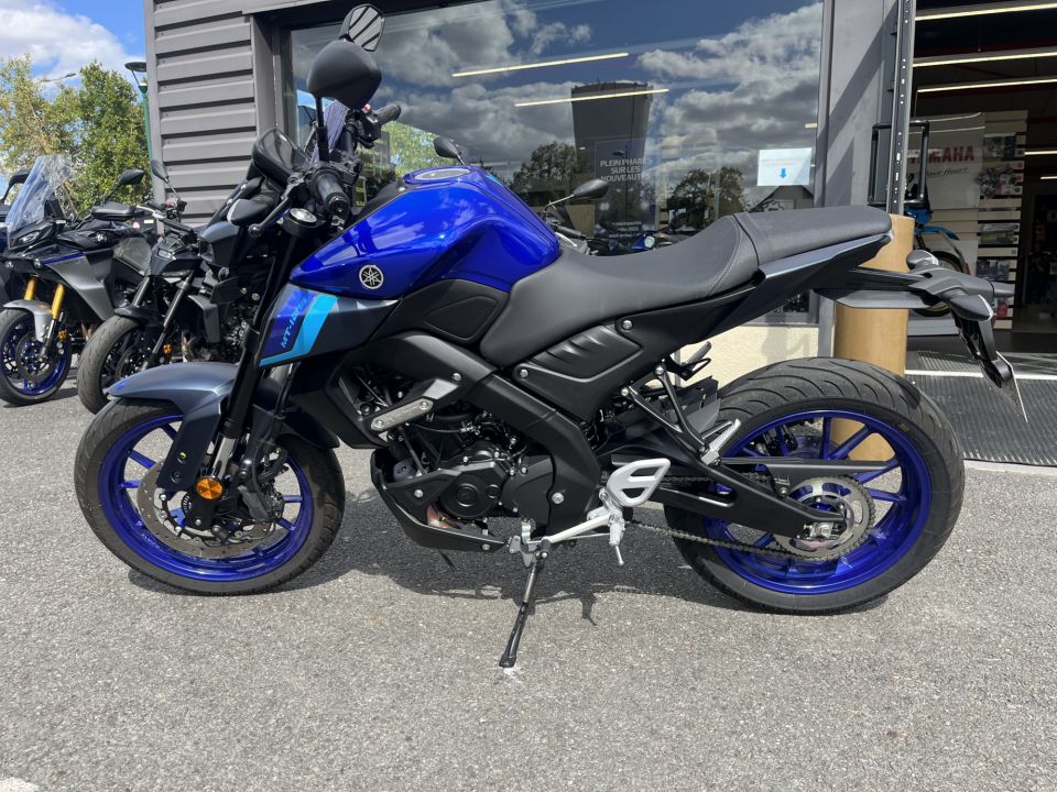 YAMAHA MT-125 ABS 2
