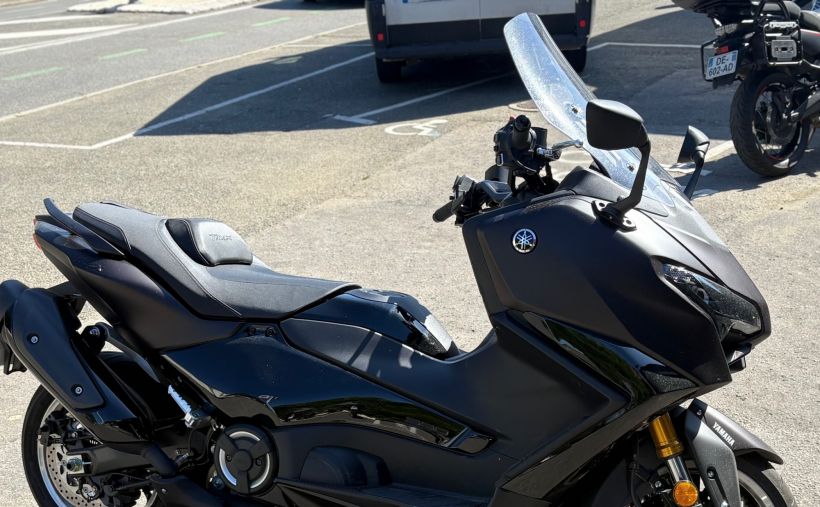 YAMAHA XP T-MAX 560 TECH MAX 1