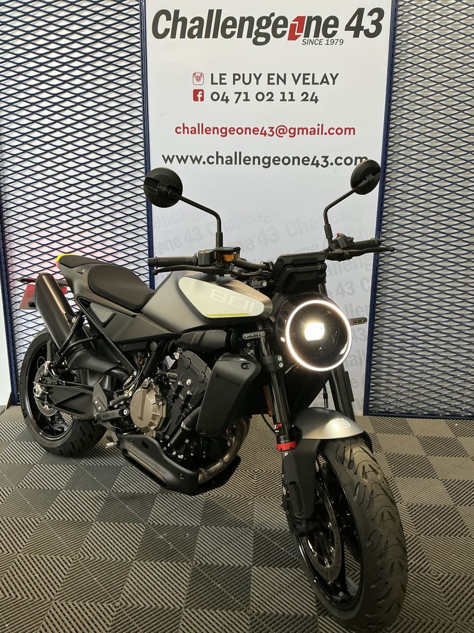 HUSQVARNA 801 vitpilen l 9