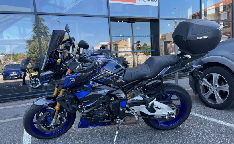 YAMAHA MT-10 SP 4
